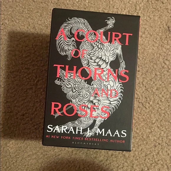 Sarah J. Maas Book Set - A Court of Thorns and Roses Series - Picture 2 of 4